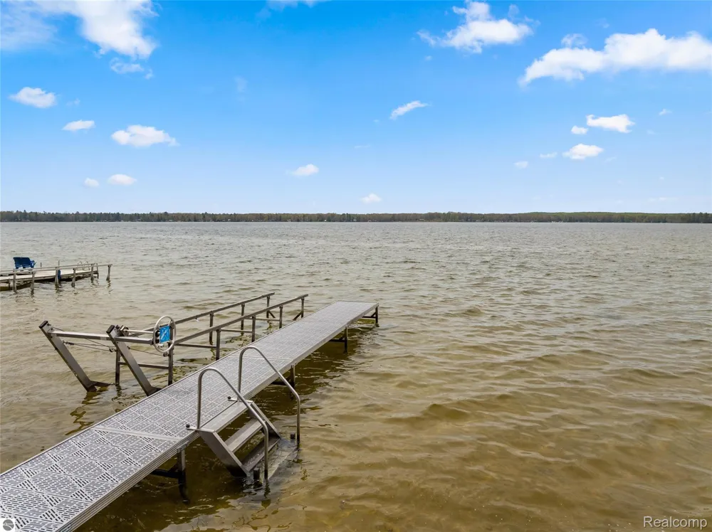 4805 E Shore Drive NE Coldsprings Township, MI 49646