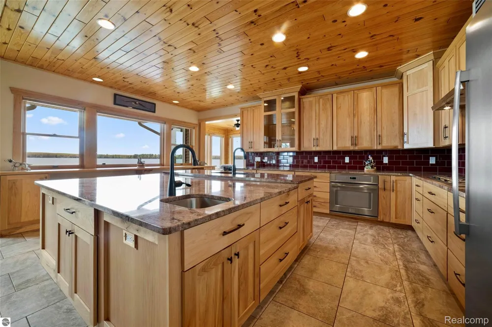 4805 E Shore Drive NE Coldsprings Township, MI 49646