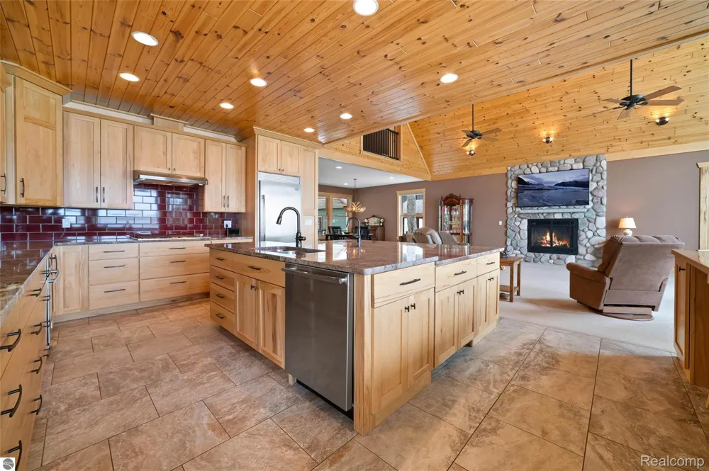 4805 E Shore Drive NE Coldsprings Township, MI 49646