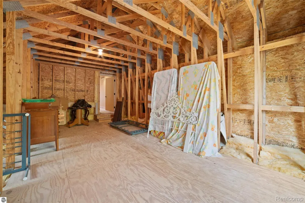 4805 E Shore Drive NE Coldsprings Township, MI 49646
