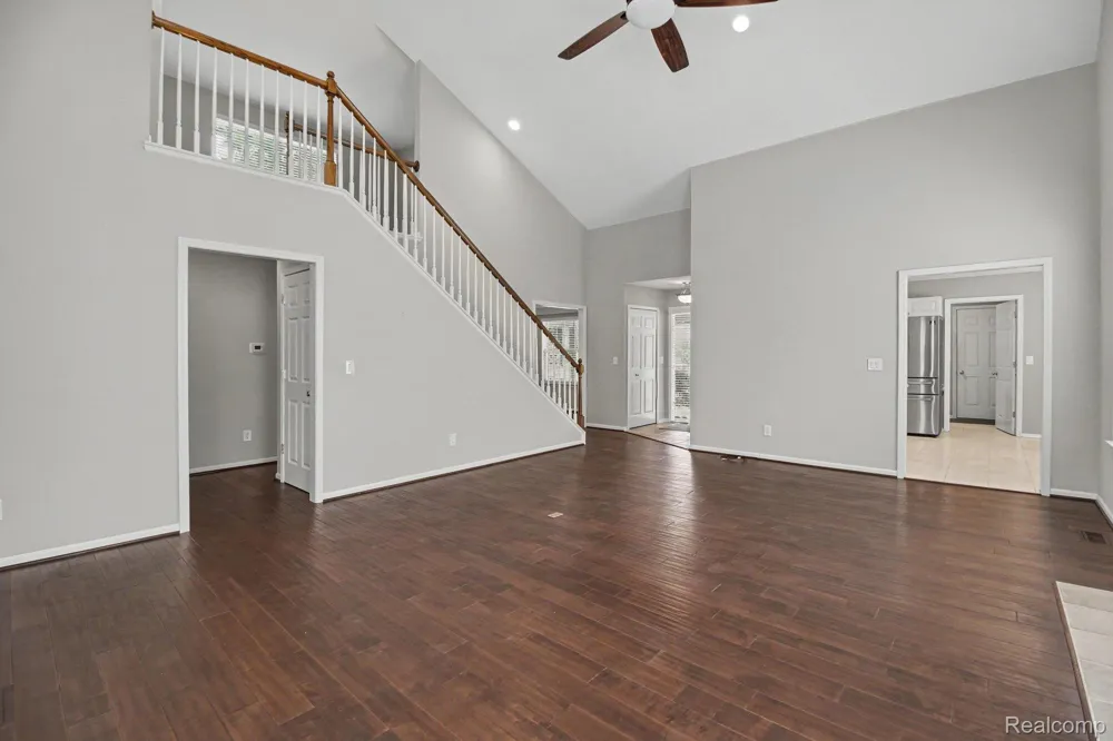 6573 Summit Ridge Independence Charter Township, MI 48346