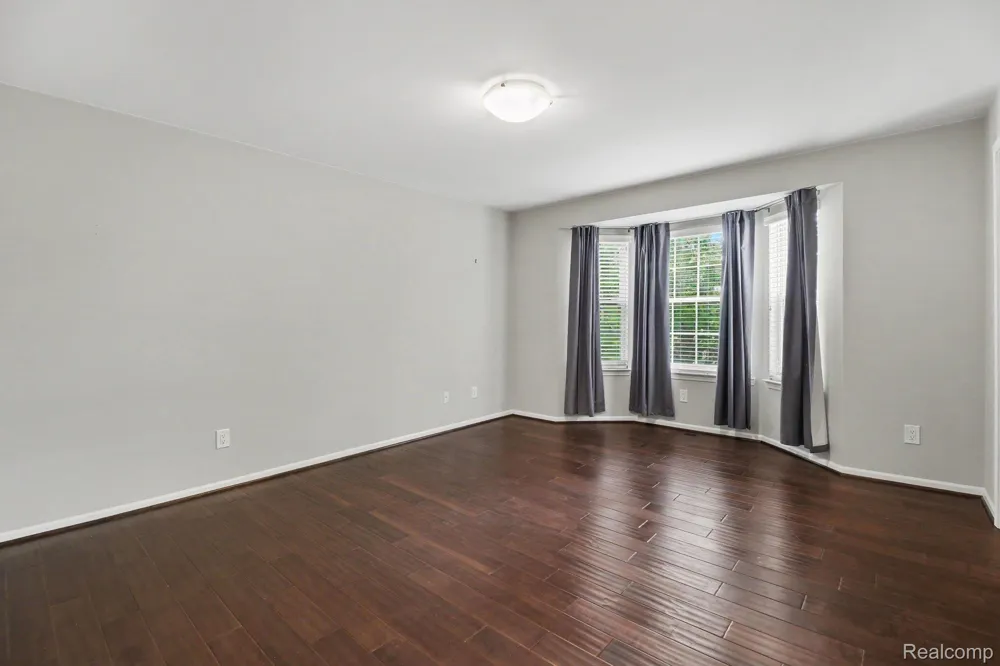 6573 Summit Ridge Independence Charter Township, MI 48346