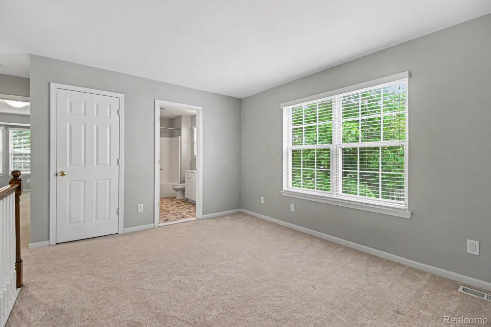 6573 Summit Ridge Independence Charter Township, MI 48346