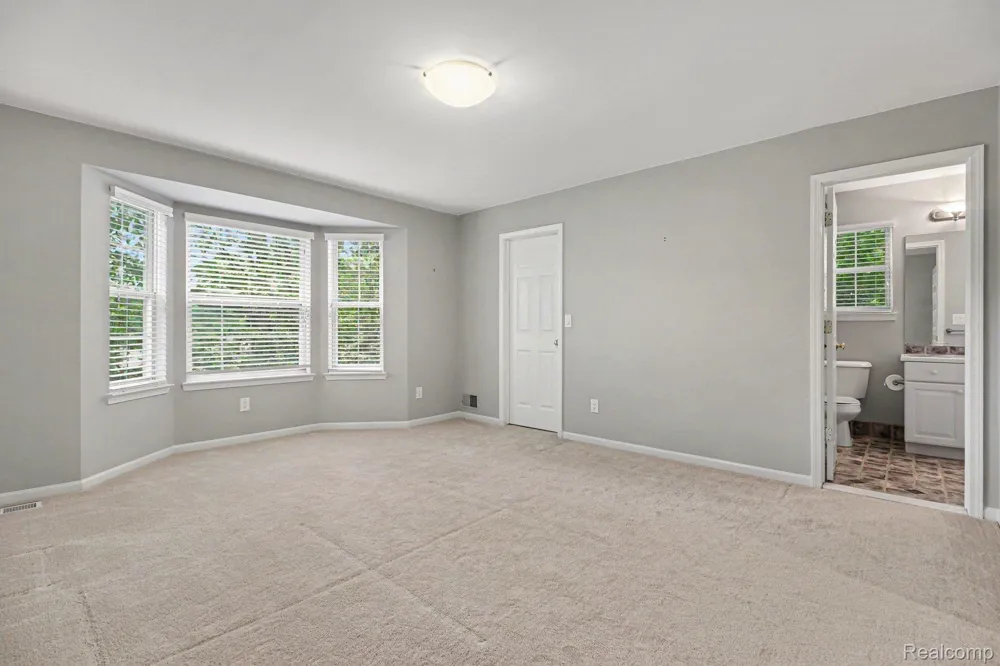 6573 Summit Ridge Independence Charter Township, MI 48346