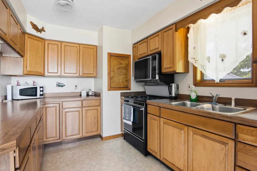 7516 Crystal Beach Road Clearwater Township, MI 49676