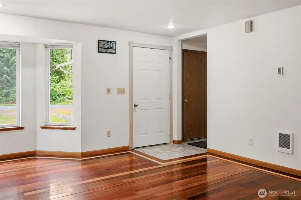 44207 Pine Road Gold Bar, WA 98251