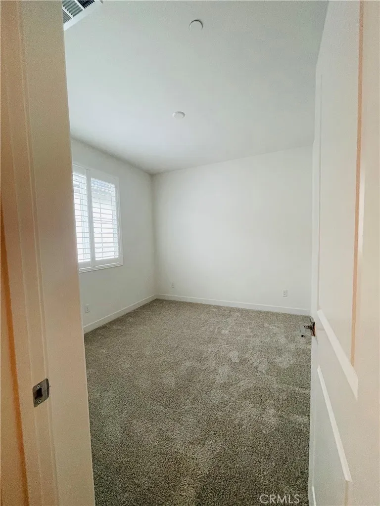 2004 Dewdrop Upland, CA 91739