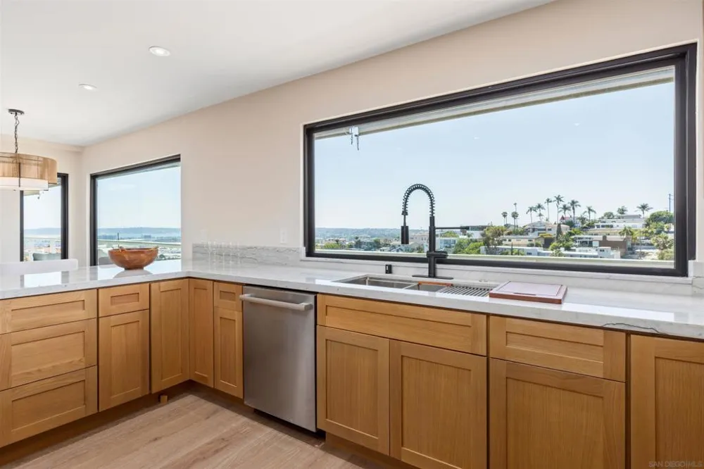 1694 Torrance St San Diego, CA 92103