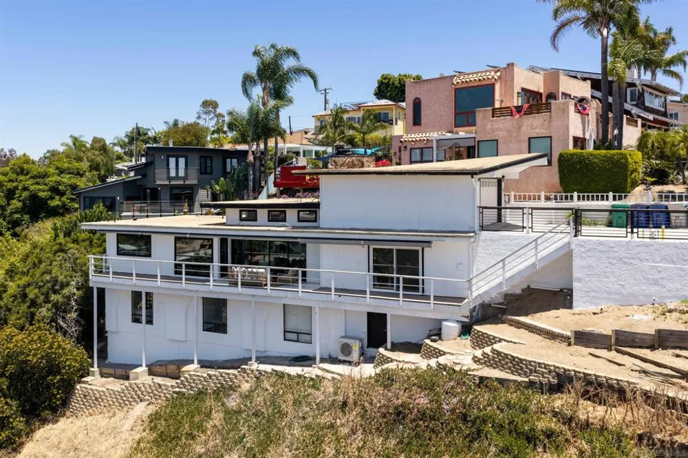 1694 Torrance St San Diego, CA 92103