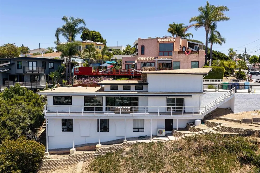 1694 Torrance St San Diego, CA 92103