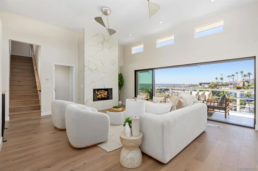 1694 Torrance St San Diego, CA 92103