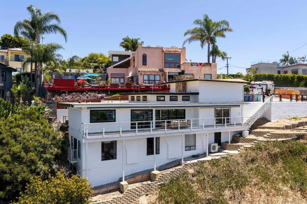 1694 Torrance St San Diego, CA 92103