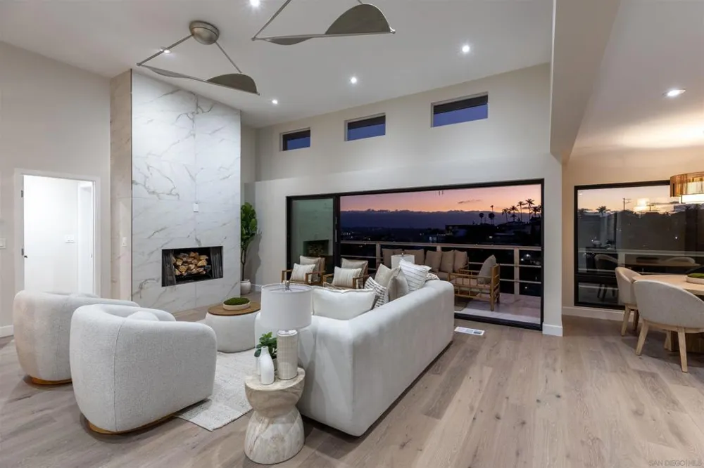 1694 Torrance St San Diego, CA 92103