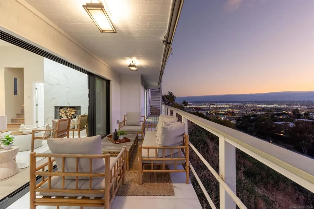 1694 Torrance St San Diego, CA 92103