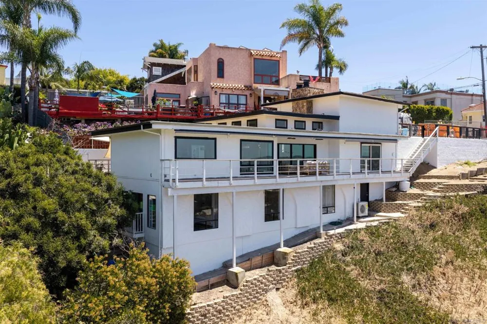 1694 Torrance St San Diego, CA 92103