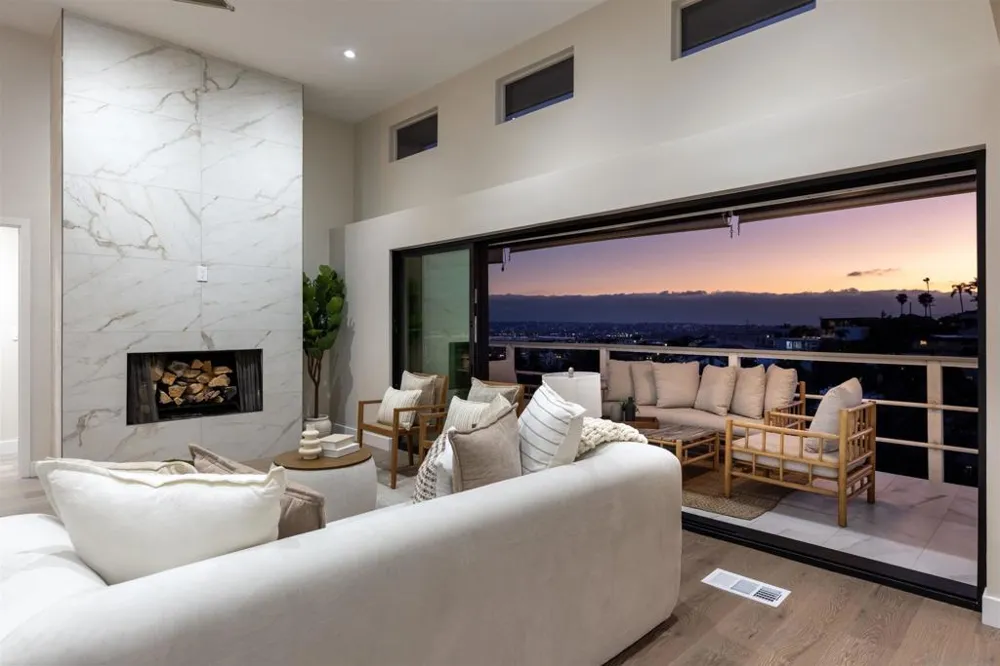1694 Torrance St San Diego, CA 92103