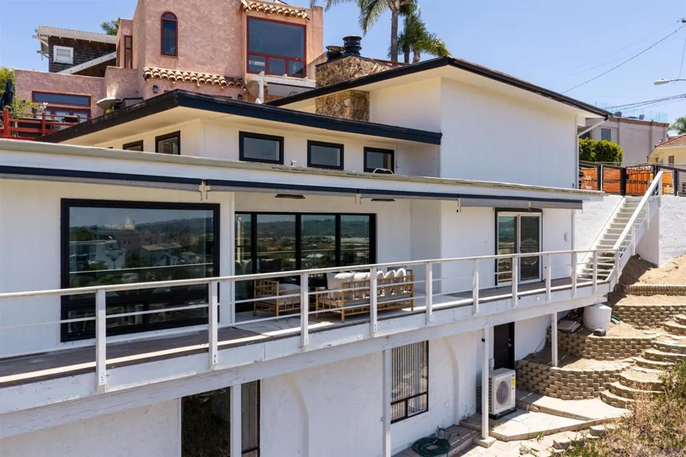1694 Torrance St San Diego, CA 92103