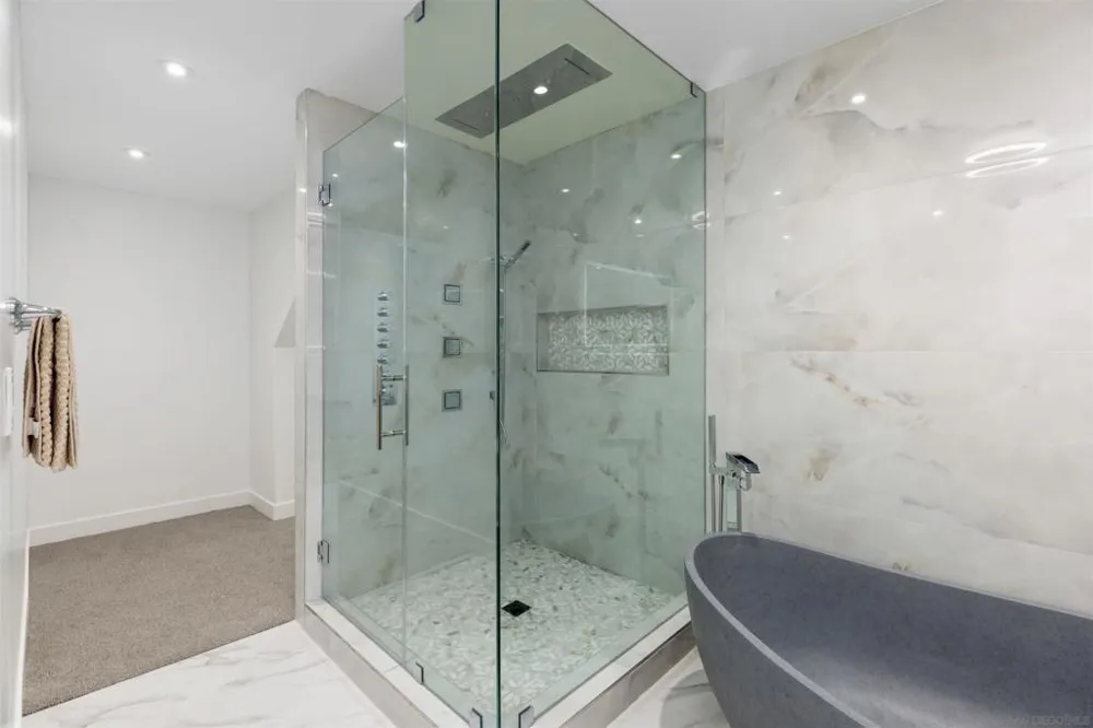 1694 Torrance St San Diego, CA 92103
