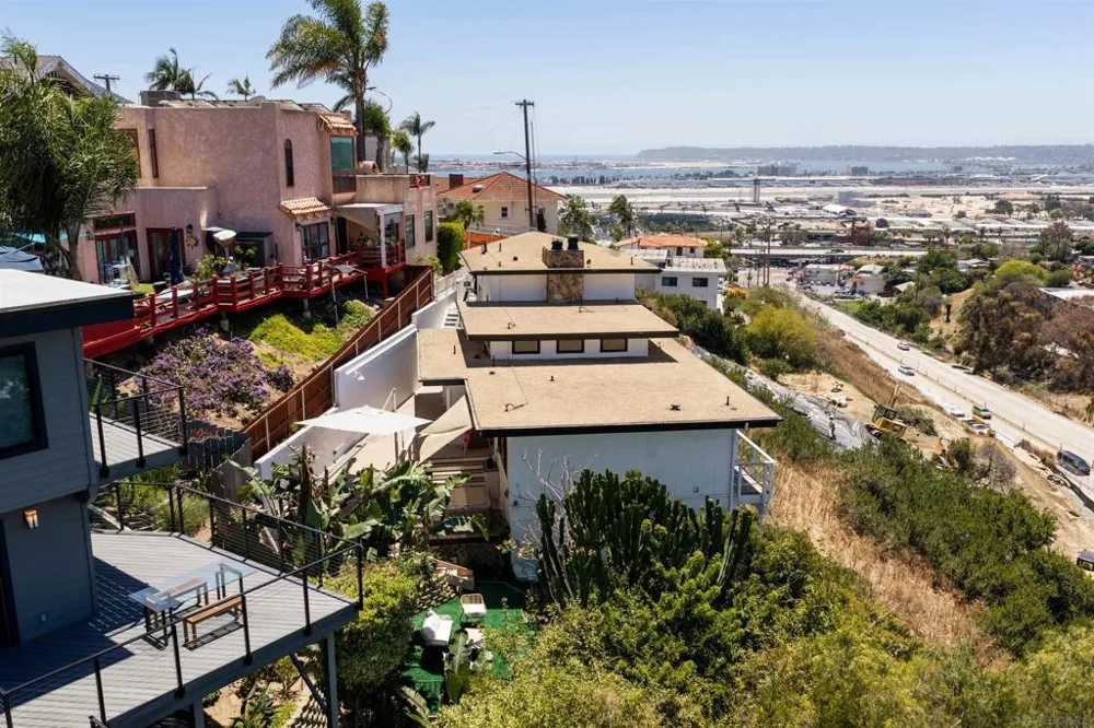 1694 Torrance St San Diego, CA 92103
