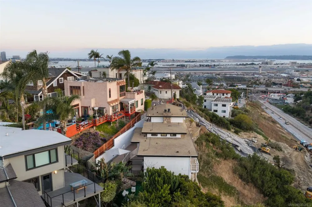 1694 Torrance St San Diego, CA 92103