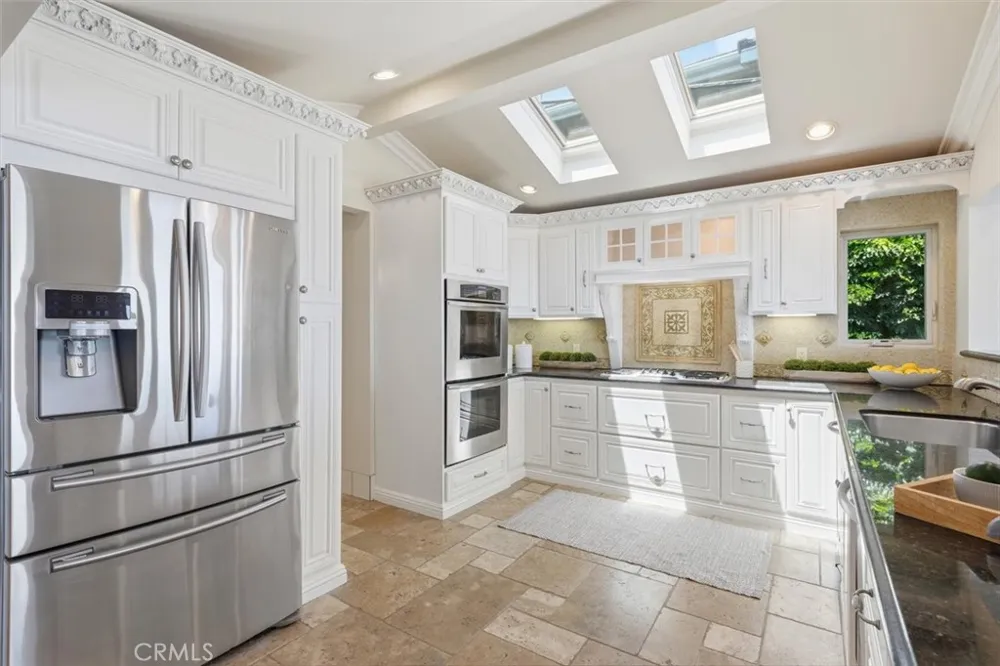 910 Calle Miramar Redondo Beach, CA 90277