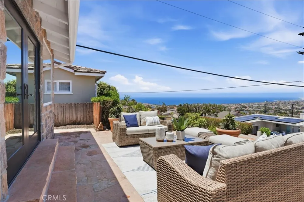 910 Calle Miramar Redondo Beach, CA 90277