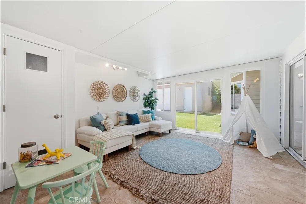 910 Calle Miramar Redondo Beach, CA 90277