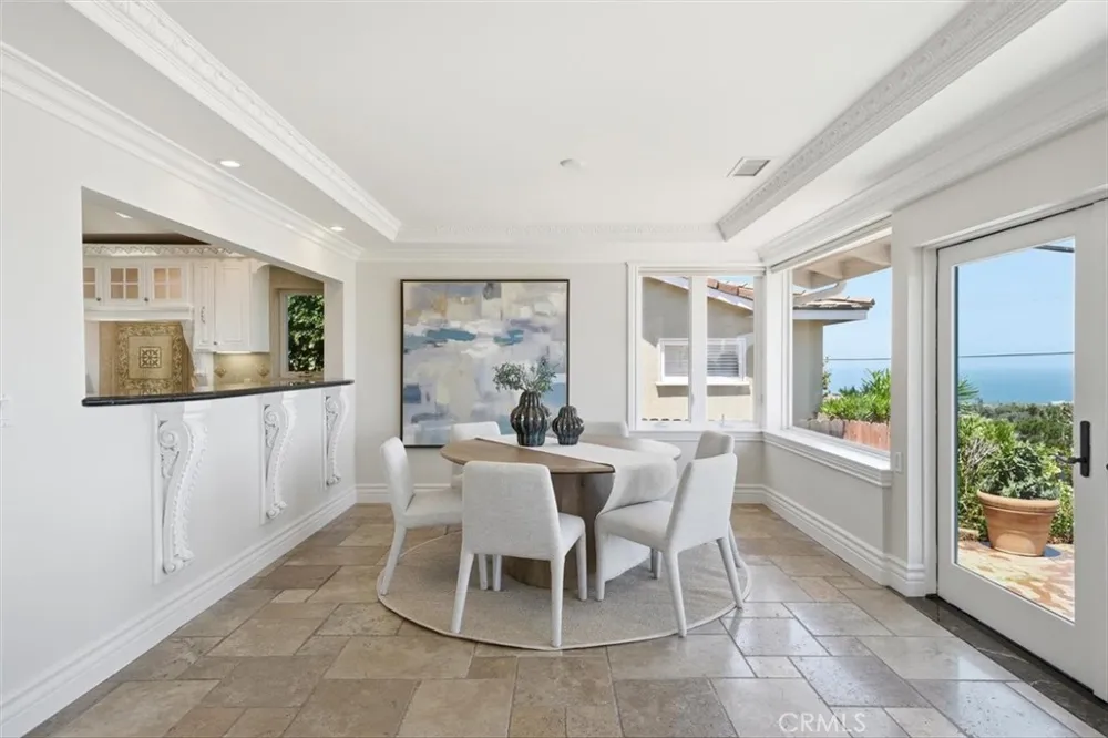 910 Calle Miramar Redondo Beach, CA 90277
