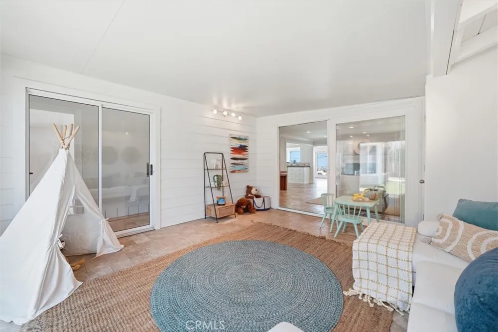 910 Calle Miramar Redondo Beach, CA 90277