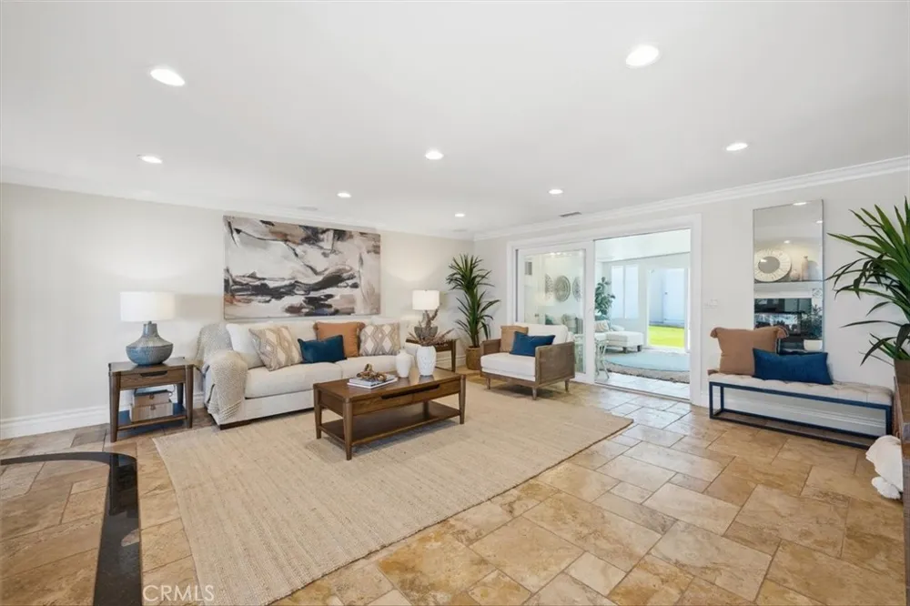 910 Calle Miramar Redondo Beach, CA 90277