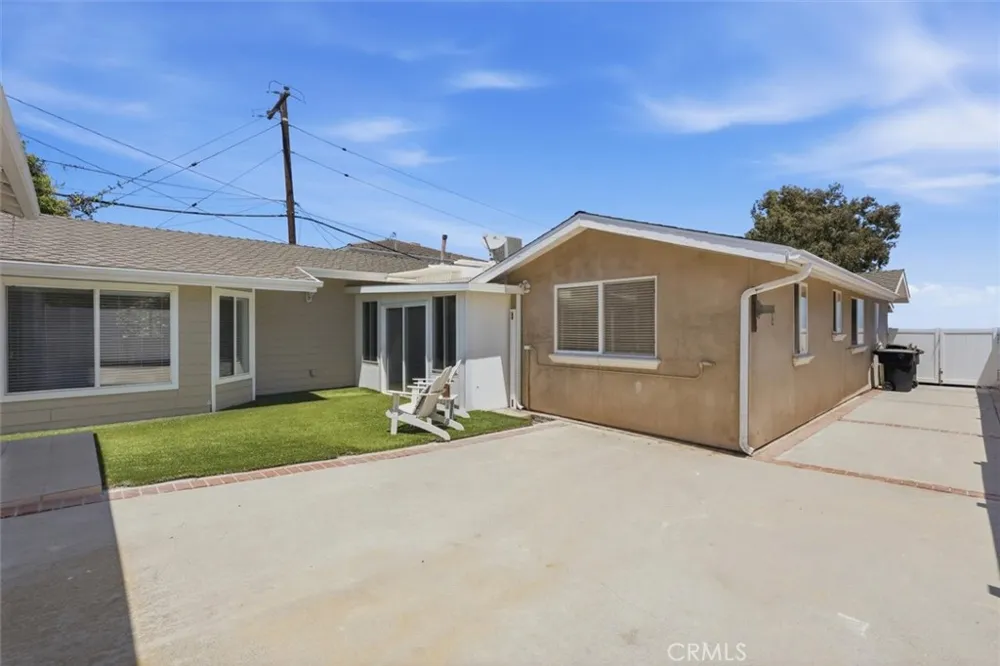 910 Calle Miramar Redondo Beach, CA 90277