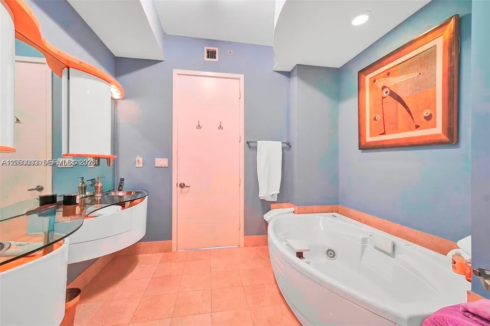 18101 Collins Ave #1105 Sunny Isles Beach, FL 33160