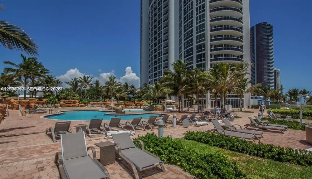 18101 Collins Ave #1105 Sunny Isles Beach, FL 33160