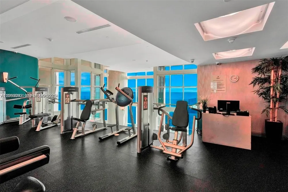18101 Collins Ave #1105 Sunny Isles Beach, FL 33160