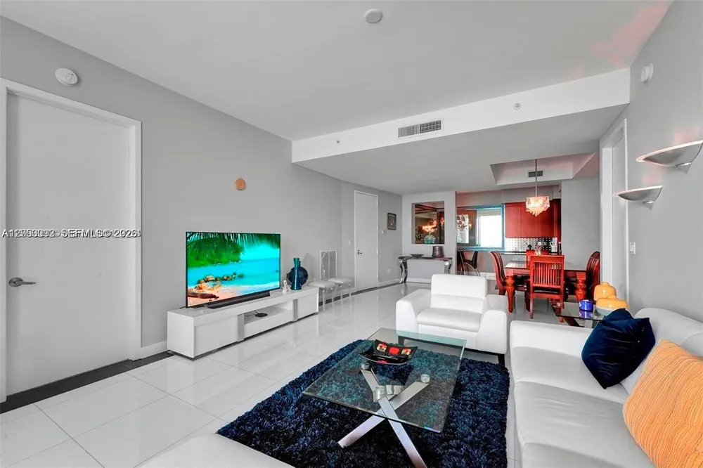 18101 Collins Ave #1105 Sunny Isles Beach, FL 33160
