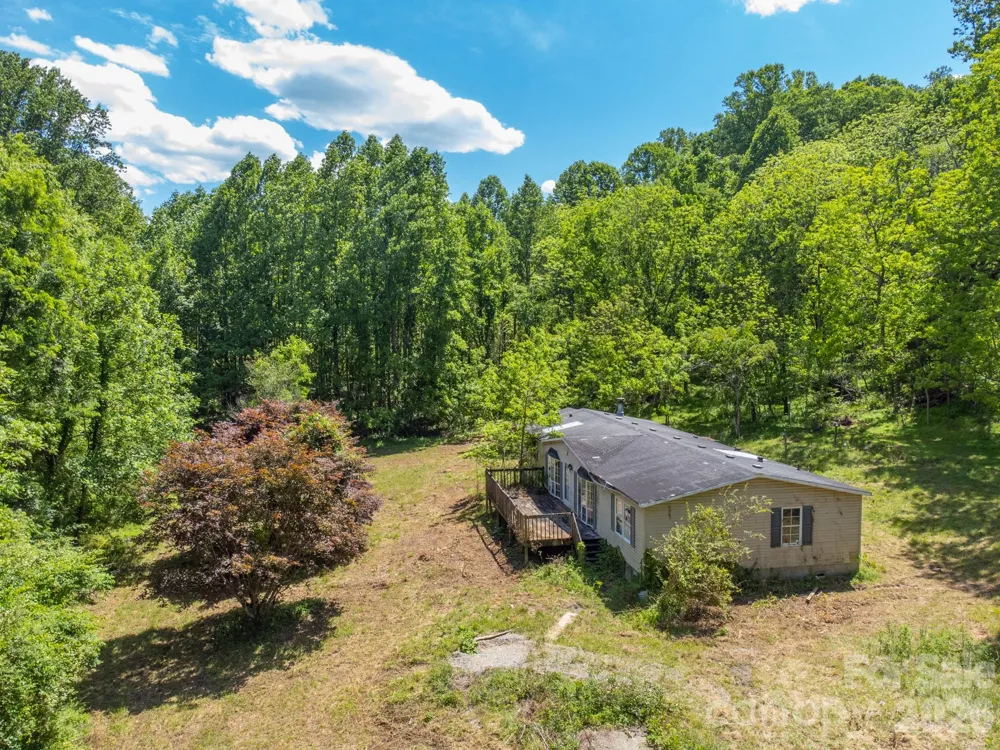 27 Shep Drive Mills River, NC 29759