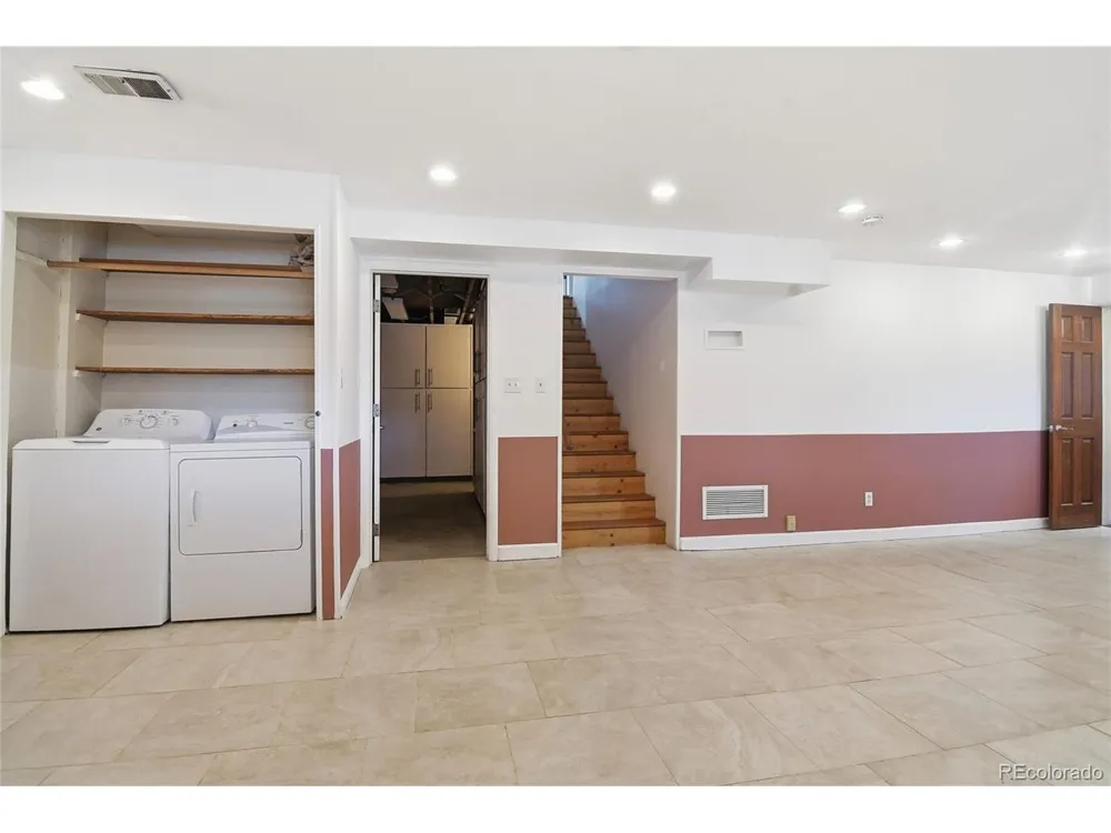 26277 S End Road Kittredge, CO 80457