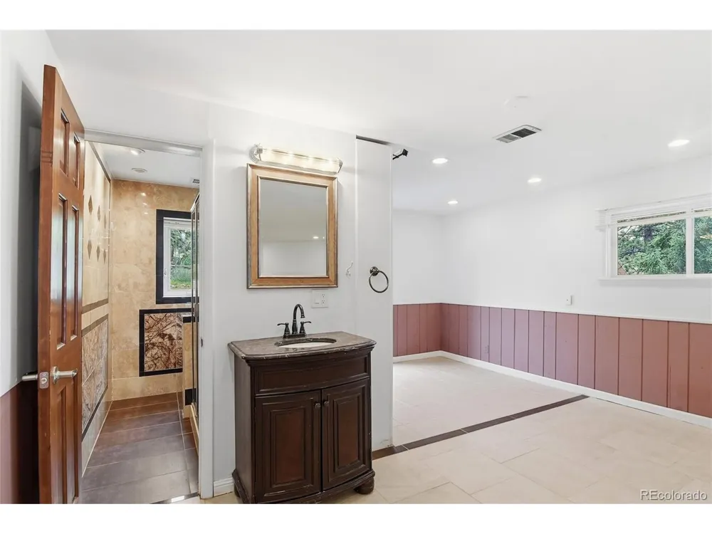 26277 S End Road Kittredge, CO 80457