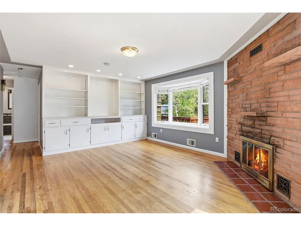 26277 S End Road Kittredge, CO 80457