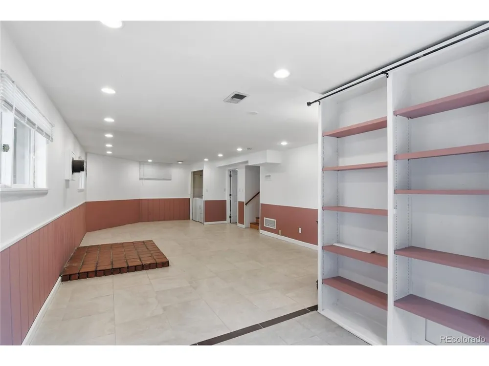 26277 S End Road Kittredge, CO 80457