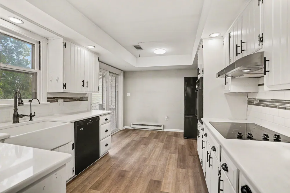381 IRONSTONE RIDGE ROAD Lancaster, PA 17603