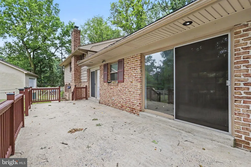 381 IRONSTONE RIDGE ROAD Lancaster, PA 17603