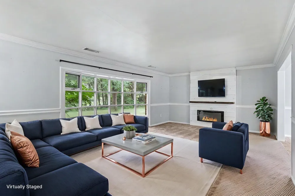 381 IRONSTONE RIDGE ROAD Lancaster, PA 17603