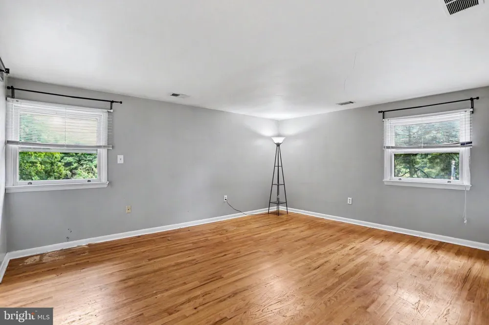 381 IRONSTONE RIDGE ROAD Lancaster, PA 17603