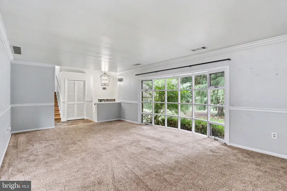 381 IRONSTONE RIDGE ROAD Lancaster, PA 17603