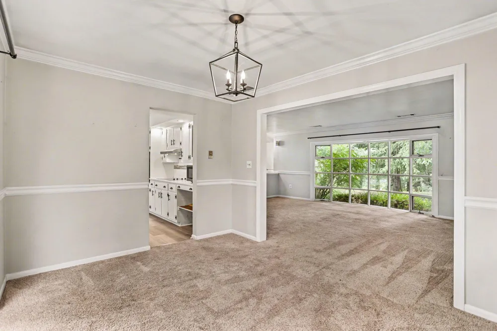 381 IRONSTONE RIDGE ROAD Lancaster, PA 17603