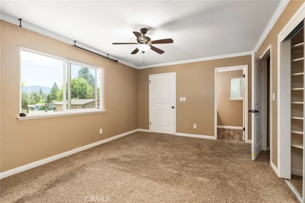 39749 Pine Ridge Road Oakhurst, CA 93644