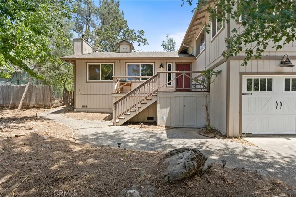 39749 Pine Ridge Road Oakhurst, CA 93644