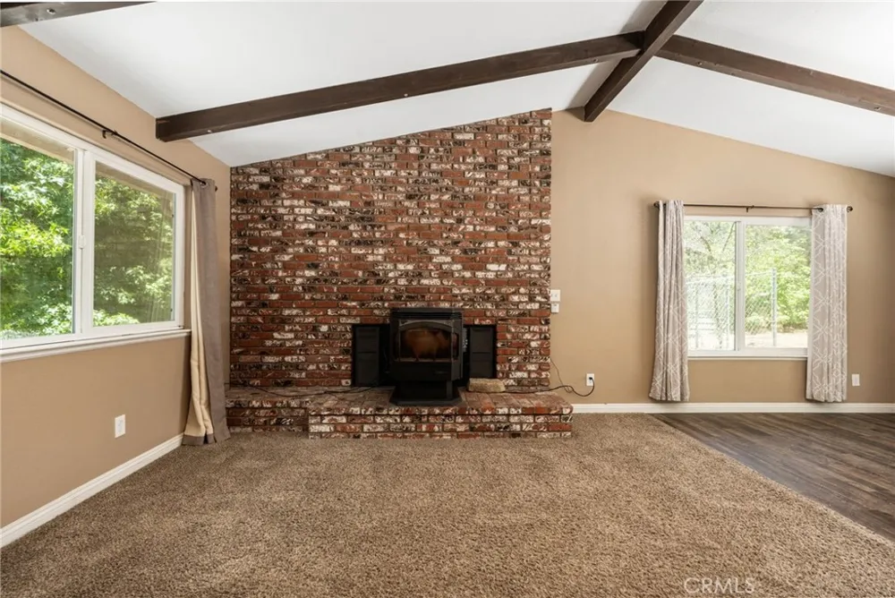 39749 Pine Ridge Road Oakhurst, CA 93644