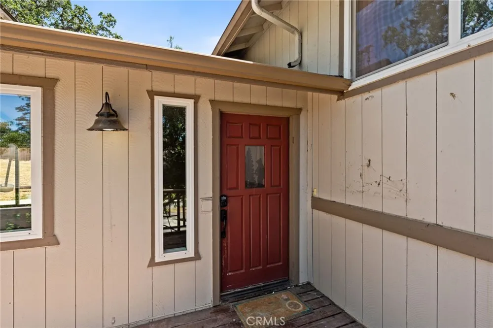 39749 Pine Ridge Road Oakhurst, CA 93644